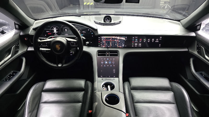 car Porsche Taycan id362576 photo #7
