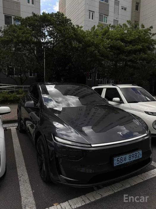 car Tesla Model Y id362592 main photo