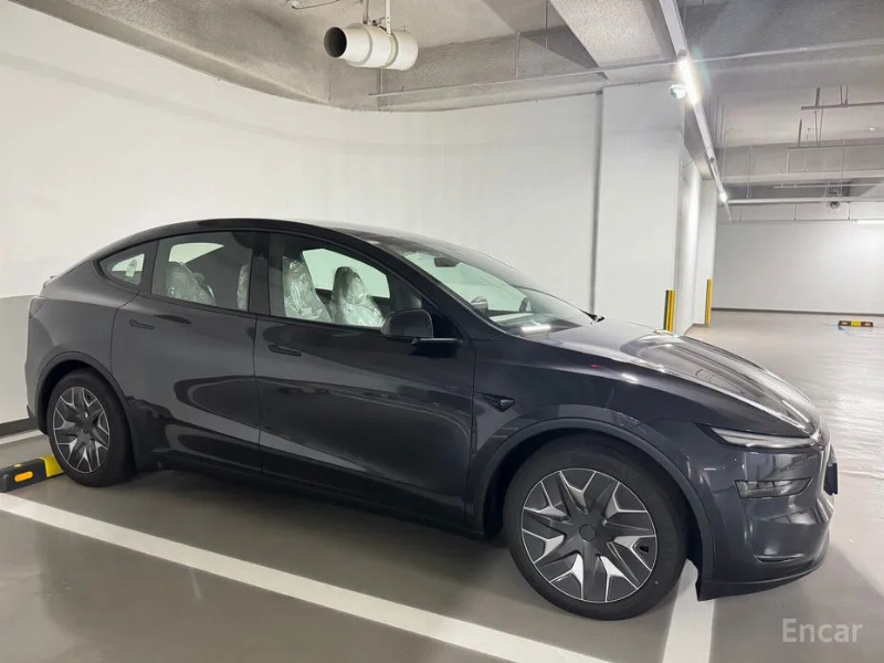 car Tesla Model Y id362647 photo #3