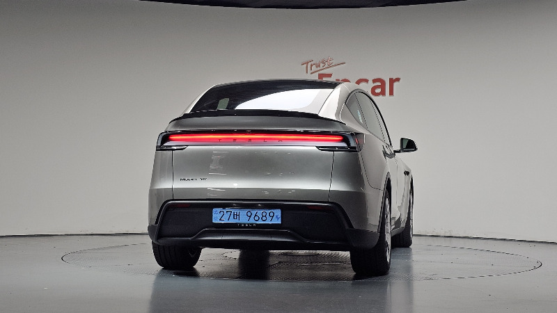 car Tesla Model Y id362702 photo #4