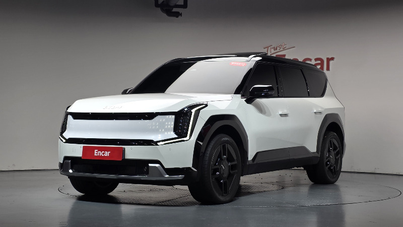 car KIA EV9 id362763 main photo