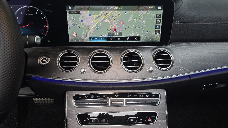 car Mercedes E-Class id363810 photo #12