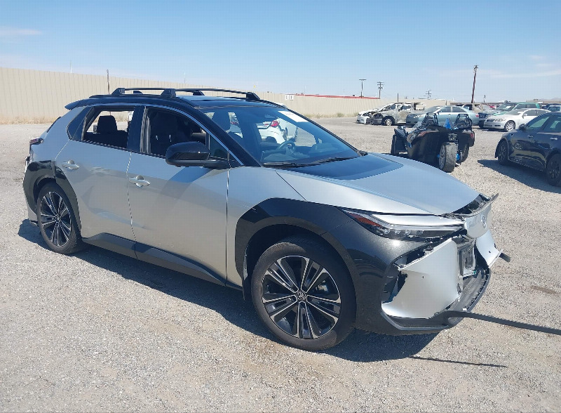 car Toyota bZ4X id363855 main photo