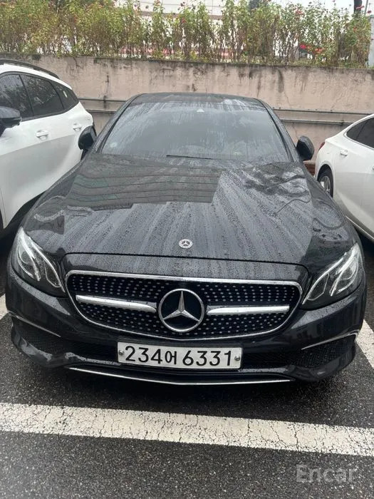 car Mercedes E-Class id363884 main photo