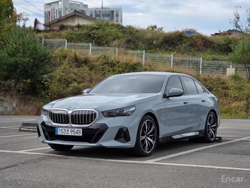 car BMW 5 Series id364252 main photo
