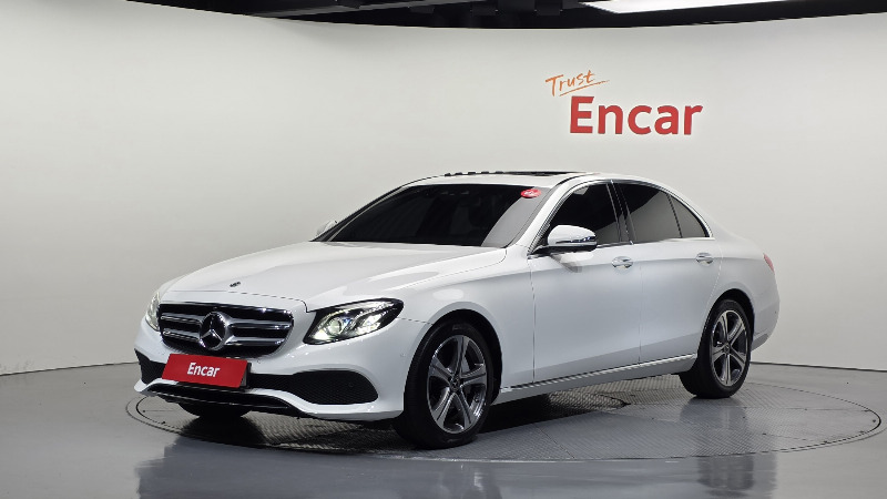 car Mercedes E-Class id364463 main photo