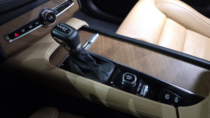 car Volvo XC90 id364672 photo #9