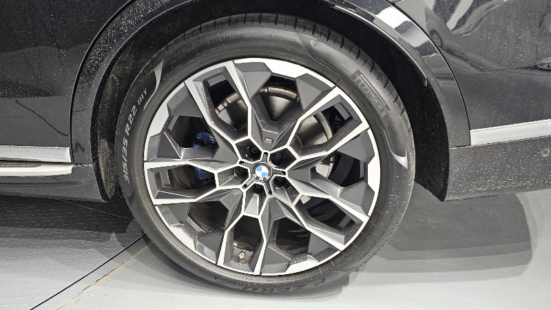 car BMW X7 id364882 photo #21