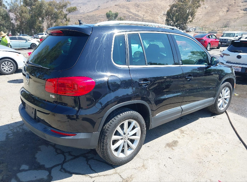 car Volkswagen Tiguan id365008 photo #4