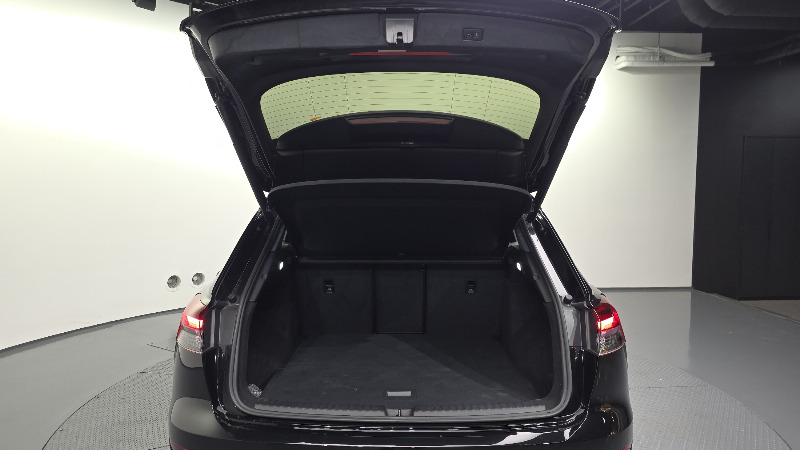 car Audi Q4 e-tron id365096 photo #20