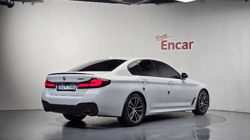 car BMW 5 Series id365474 photo #2
