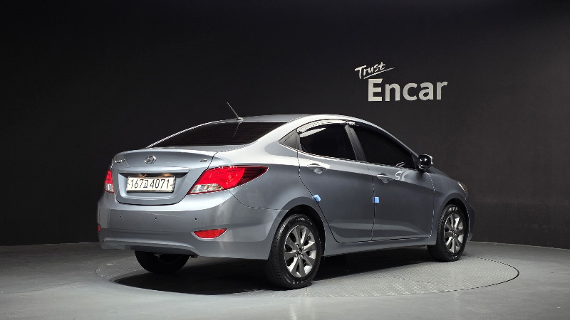 car Hyundai Accent id365563 photo #2