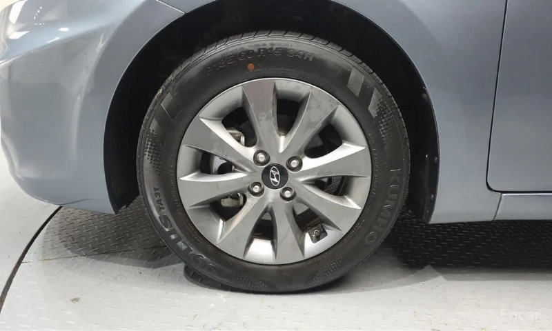 car Hyundai Accent id365563 photo #5