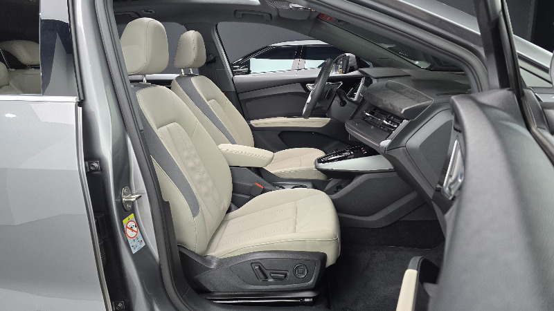car Audi Q4 e-tron id365645 photo #26