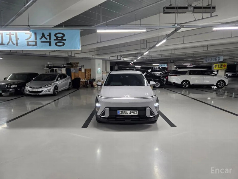 car Hyundai Kona id365799 main photo