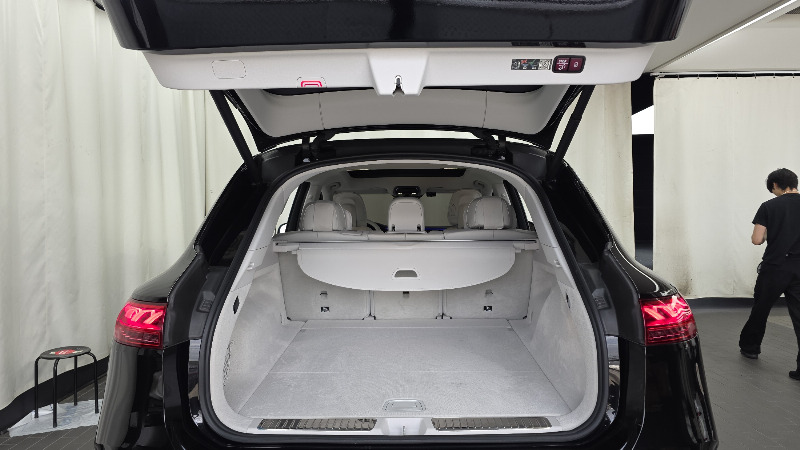 car Mercedes EQS id365821 photo #20
