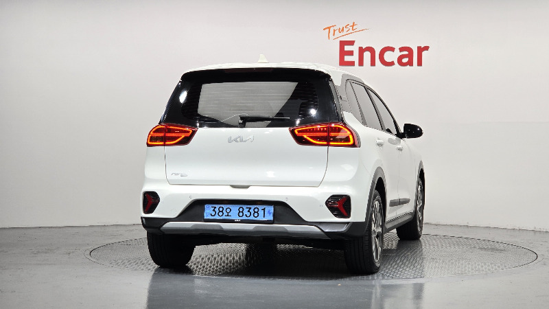 car KIA Niro id365860 photo #4