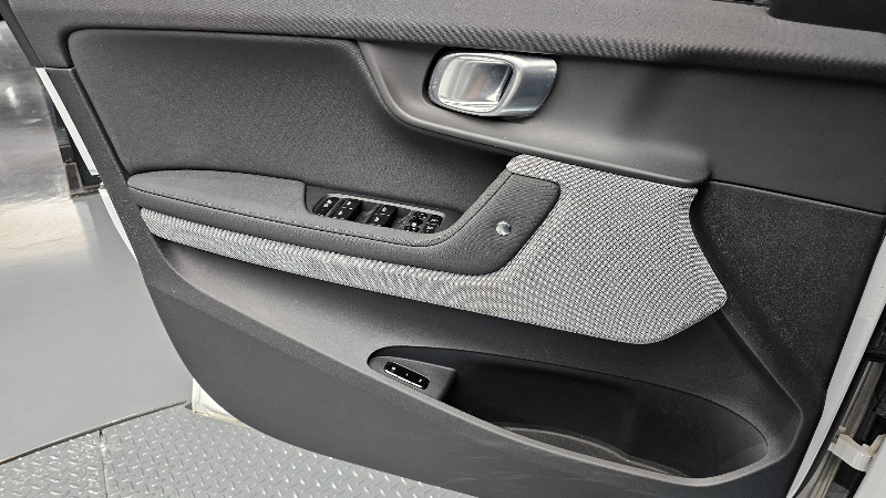 car Polestar Polestar 2 id366905 photo #24