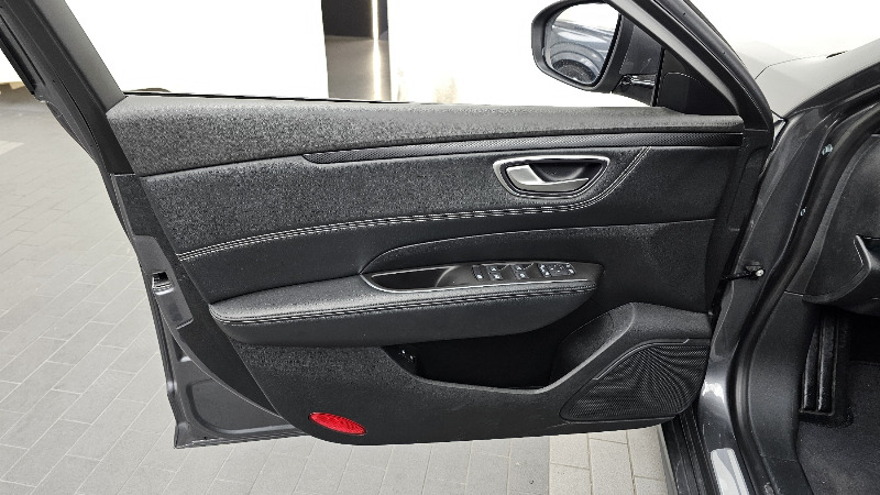 car Renault Samsung SM6 id367134 photo #24