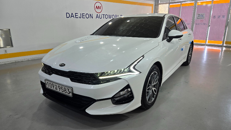 car KIA K5 id367329 main photo