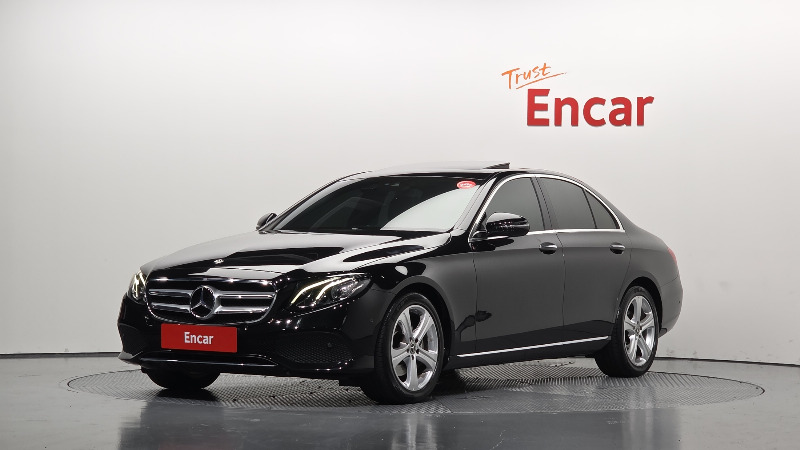 car Mercedes E-Class id367381 main photo