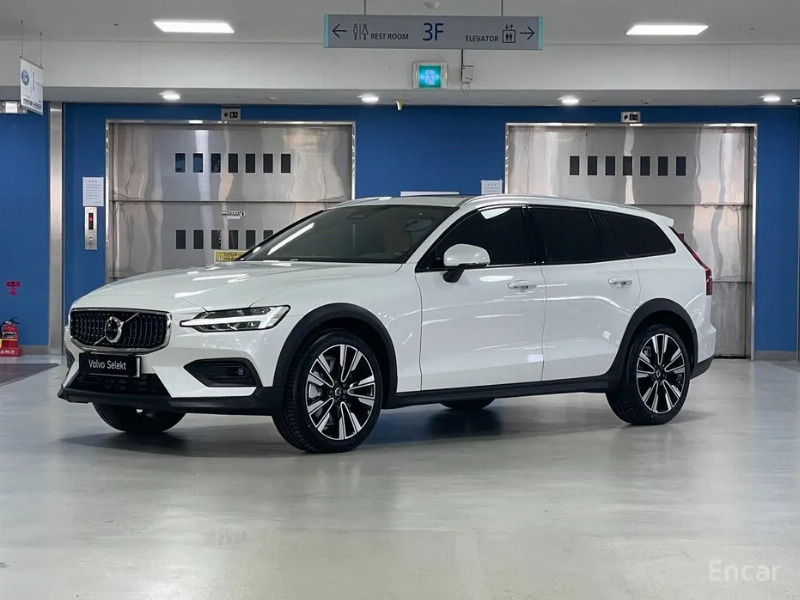 car Volvo V60 id367646 main photo