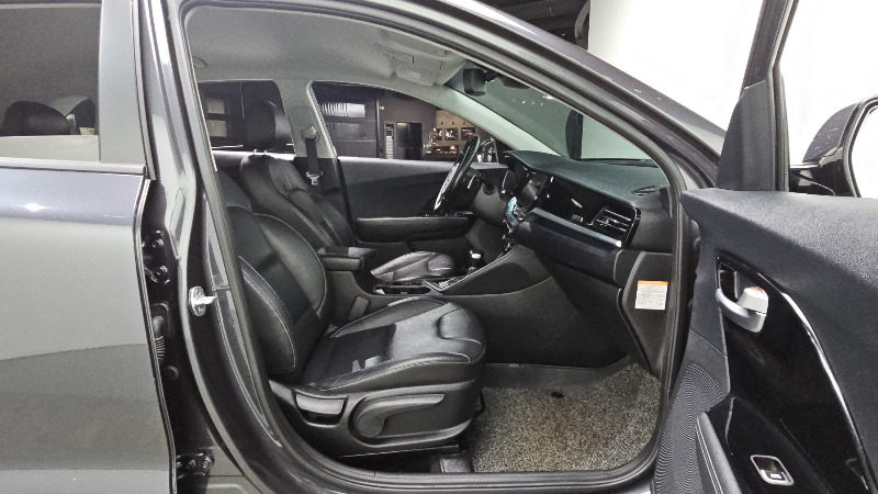 car KIA Niro id368321 photo #11