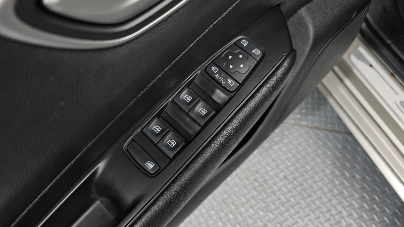 car Renault Samsung SM6 id368423 photo #27