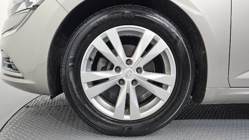 car Renault Samsung SM6 id368423 photo #5