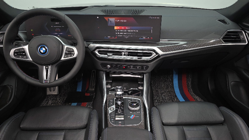 car BMW i4 id368427 photo #7