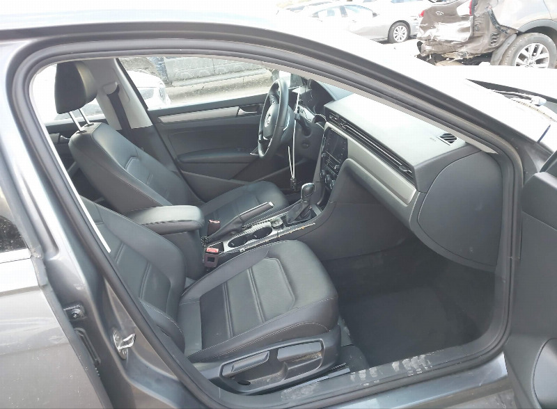 car Volkswagen Passat id369037 photo #5