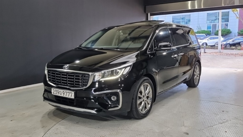car KIA Carnival id369458 main photo