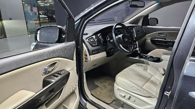 car KIA Carnival id22794 photo #11
