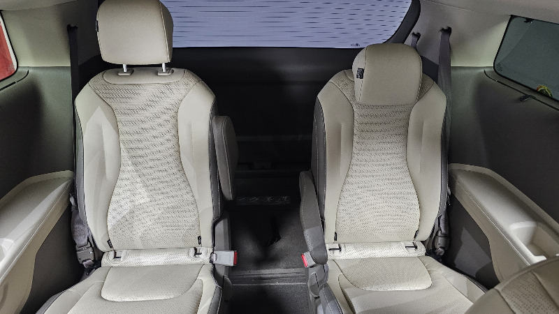 car KIA Carnival id22808 photo #12