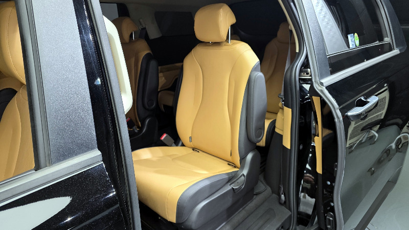 car KIA Carnival id22811 photo #11