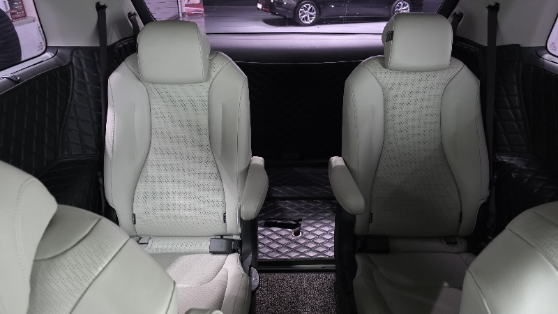 car KIA Carnival id22818 photo #19