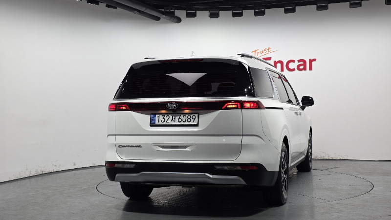 car KIA Carnival id22818 photo #4