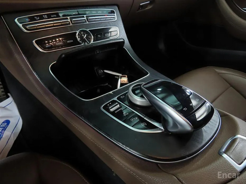 car Mercedes Benz E Class id22995 photo #12