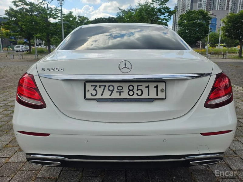 car Mercedes Benz E Class id23005 photo #6