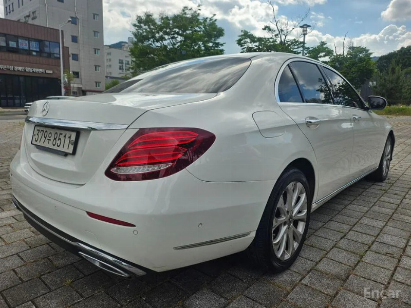 car Mercedes Benz E Class id23005 photo #7