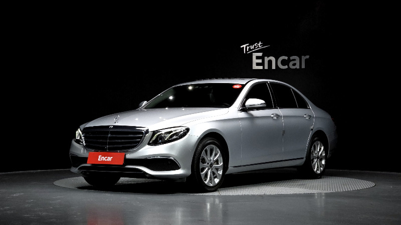 car Mercedes Benz E Class id23008 main photo