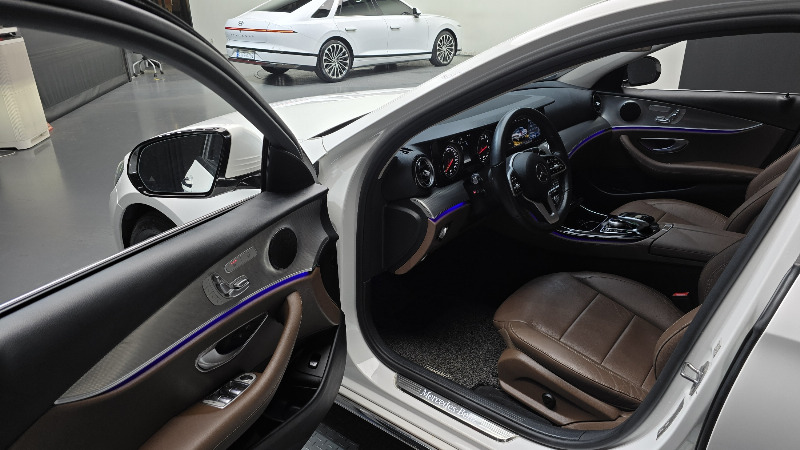 car Mercedes Benz E Class id23015 photo #10