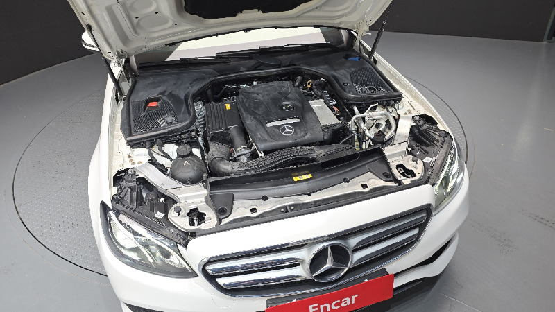 car Mercedes Benz E Class id23015 photo #6