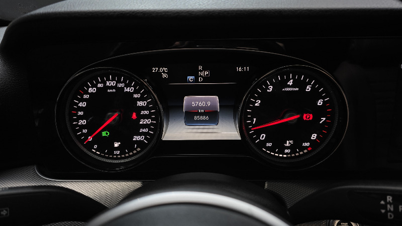 car Mercedes Benz E Class id23015 photo #8