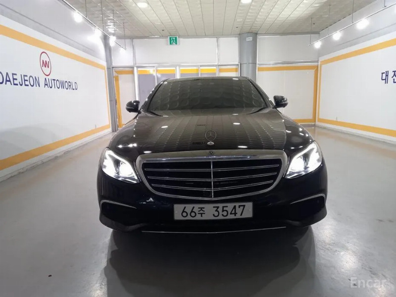 car Mercedes Benz E Class id23052 main photo