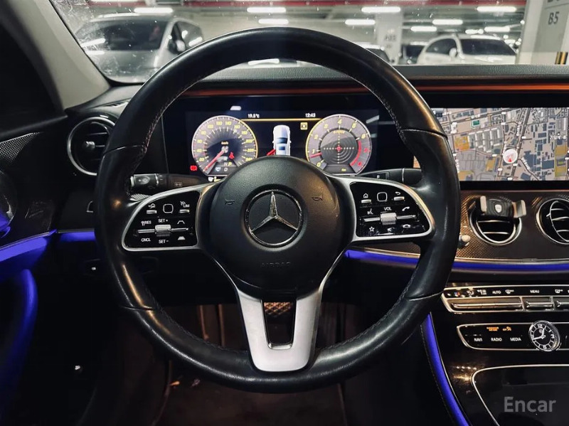 car Mercedes Benz E Class id23089 photo #12