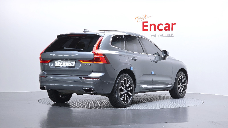 car Volvo XC60 id23159 photo #2