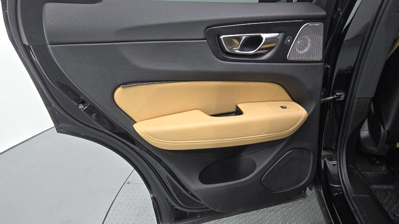 car Volvo XC60 id23163 photo #25
