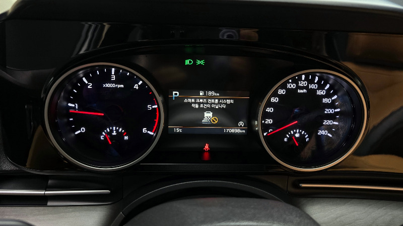 car KIA Carnival id23493 photo #8