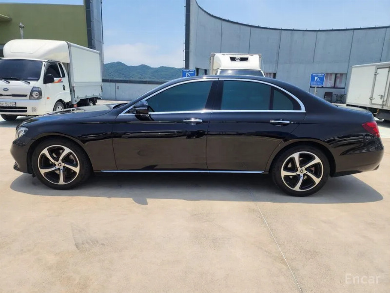 car Mercedes Benz E Class id23626 photo #3